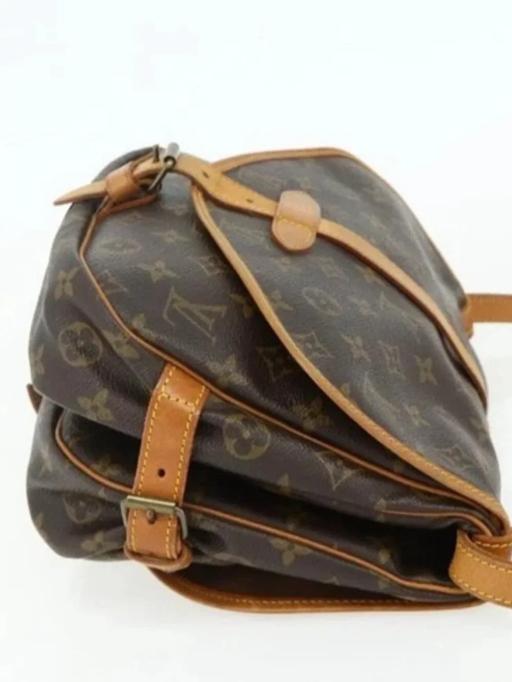 LOUIS VUITTON Monogram Saumur 30 Shoulder Bag M42256 LV Auth 176021A